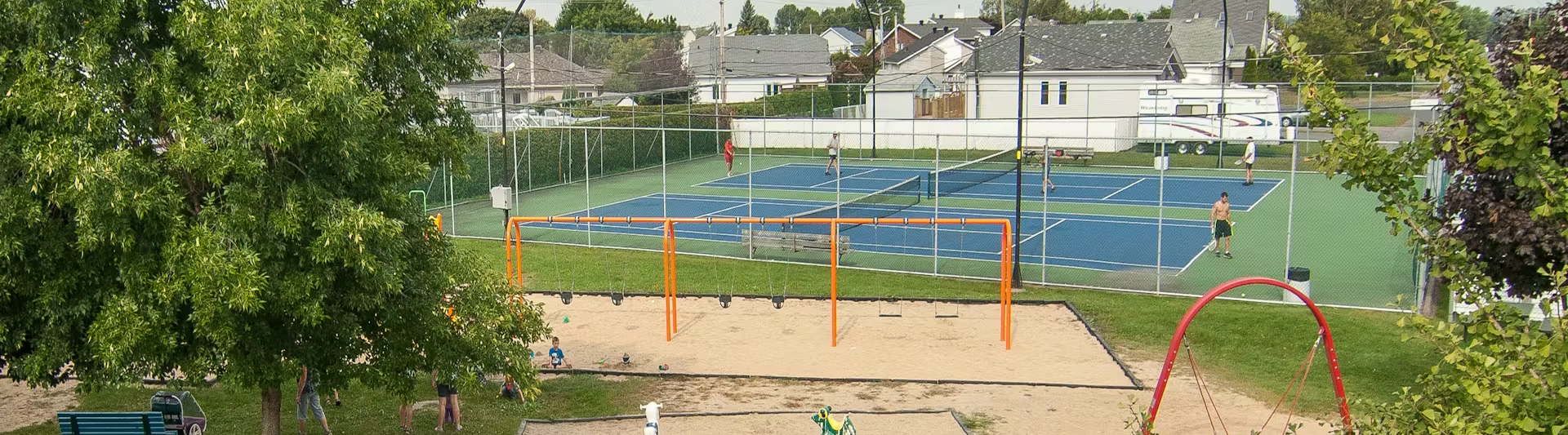 Terrains de tennis